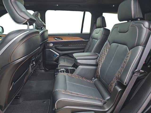 2025 Jeep Grand Cherokee L Summit Reserve