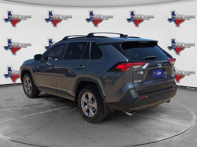 2022 Toyota RAV4 Hybrid XLE
